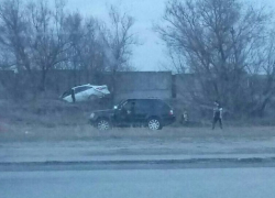 В Волгограде гонщик вылетел в кювет из-за ремонта дороги