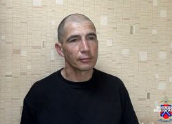 Безработный волгоградец сорвал золотую цепь с шеи медсестры 