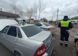 Четыре человека устроили стрельбу из машины под Волгоградом