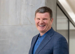 Сами умеем делать хорошо: сплошные плюсы в уходе иностранных брендов назвал известный депутат