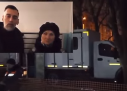 «Не можем найти технику в миллионнике»: в Волгограде более 300 квартир оставили без горячей воды  и грозят отключить отопление