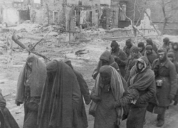Насиловали на глазах мужа и детей, расстреливали целями семьями: рассекречены зверства фашистов в Сталинграде