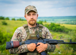 Житель Волгограда получил 3 200 000 рублей за подписание контракта в Югре 