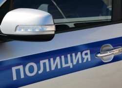 Невероятное везение: в ДТП  с участием двух грузовиков и легковушки на юге Волгограда никто не пострадал