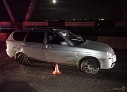 Водитель на Priora улетел в отбойник из-за дефекта на мосту через Волго-Донской канал 