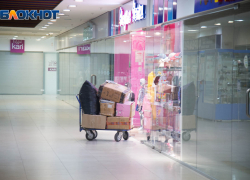 Крадут форель, шампунь и игрушки: волгоградцы по-крупному обносят гипермаркеты в декабре