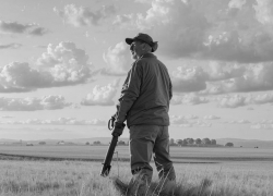 Жена умерла в реанимации: волгоградец с ружьем устроил охоту на людей