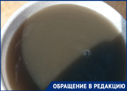 «Глина идет по трубам»: люди выживают без воды в поселке в Волгоградской области