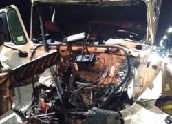 Кабину размололо в "мясо": многотонные фуры столкнулись под Волгоградом