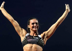 Исинбаева не собирается в Пекин на чемпионат мира по легкой атлетике