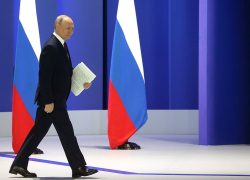 Ядерное оружие, выборы президента и отпуск военным: 10 важных заявлений Путина 21 февраля