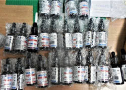 Волгоградку задержали на почте с крупной партией американского гашишного масла