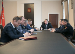 Волгоградский губернатор собрал силовиков из-за роста цен на продукты