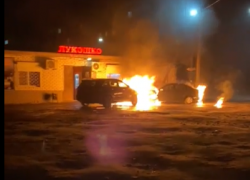 В Урюпинске бывший муж спалил автомобиль жены и облил бензином пятилетнего ребенка