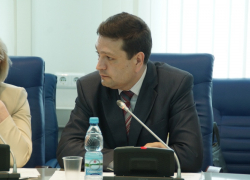 Главу департамента городского хозяйства уволили в Волгограде