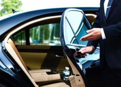 Сразу четыре своих автомобиля продает администрация Волгоградской области