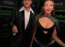 «Два хита подряд»: дуэтом с Мией Бойка спел Прохор Шаляпин