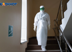 Обратился к врачам на третий день и умер 91-летний волгоградский пенсионер с COVID-19 