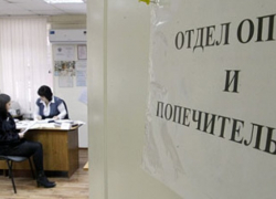 Родная мама погибшего в приемной семье малыша пыталась вернуть сына через опеку под Волгоградом 