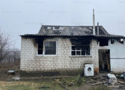 Тела молодых мужчины и женщины нашли в сгоревшем доме под Волгоградом 