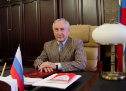 Волгоградский суд изъял имущество экс-председателя Верховного суда Адыгеи