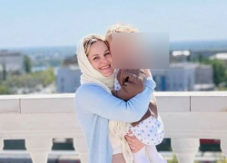 В Москву перевели пострадавшую под колесами БМВ многодетную волгоградку