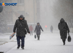 Куда обращаться после падания на скользкой улице: адреса и телефоны травмпунктов Волгограда 
