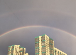 Редкая двойная радуга после дождя восхитила жителей Волгограда