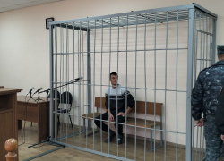 Чайником убил друга житель Волгоградской области