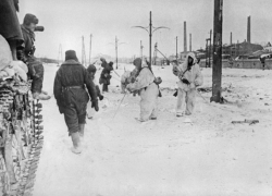 24 декабря 1942 года – под Сталинградом советские войска сорвали контрудар противника   