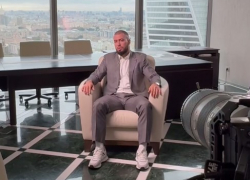 Наследник миллиардной яблочной империи тайно открывает ресторан в Волгограде