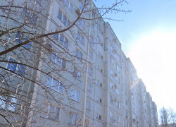 Прохожие нашли труп около 9-этажки на Спартановке в Волгограде