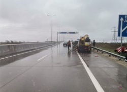 Выбросило из машины: подробности аварии под Волгоградом, где мама погибла, а 3-летняя девочка - в реанимаци