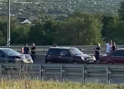 Массовое ДТП с участием пяти автомобилей в Волгограде попало на видео