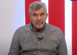 Политики при СВО смешны своей показной говорливой суетой: мнение Андрей Прошакова