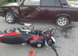 Спасают в реанимации: семь детей попали попали в ДТП в Волгоградской области