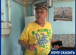 В Волгограде пенсионеры живут ночной жизнью из-за холодной воды: видео 