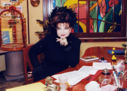 Продюсер рассказал, что происходит между Степаненко и Петросяном после скандального развода 