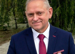 Мэр Волжского Игорь Воронин и его жена раскрыли доходы за год