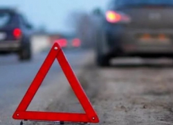 Тройное ДТП произошло на Комсомольском мосту в центре Волгограда