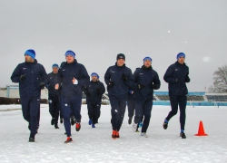 Футболисты команды "Ротор-Волгоград" впервые вышли на поле в новом году