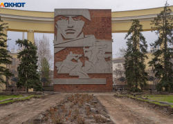 Важный символ появился на легендарном доме Павлова 60 лет назад