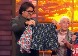 Трусы собственного производства подарили Малахову бабушки из Волгограда