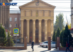 Стало известно, сколько заработал председатель Волгоградского облсуда за год