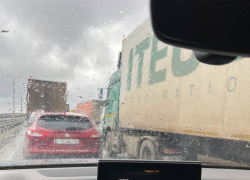 Две магистрали в Волгограде встали в многокилометровых пробках