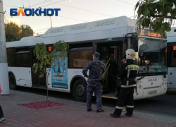 В Волгограде отражают атаку учебных террористов на транспорте