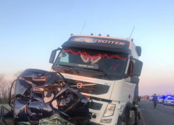 Погибла супружеская пара и 59-летний мужчина: стали известны подробности ДТП с бензовозом в Волгоградской области