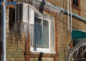 Обрушение крыши при капремонте в Волгограде расследуют в уголовном деле