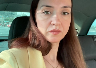 Вылетевшая из волгоградской облдумы красотка рассекретила свою новую работу