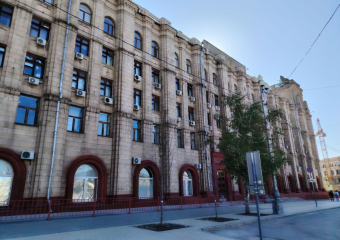 Многострадальному главпочтамту починят крышу на 10 миллионов в центре Волгограда